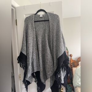 CAbi PEPPER CAPE NEW